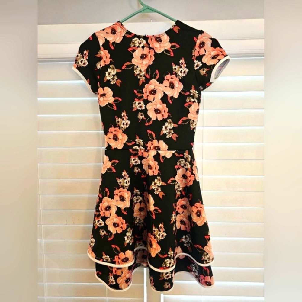 Womens Size Small Black with Pink Floral Design EUC